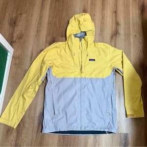 Patagonia Men's Torrentshell Raincoat - Surfboard Yellow and Gray